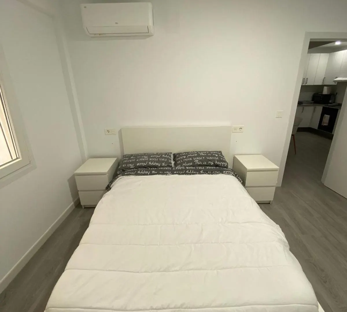 3 Rooms Con Terraza Junto A Monte Victoria Málaga 0*,  Spanien
